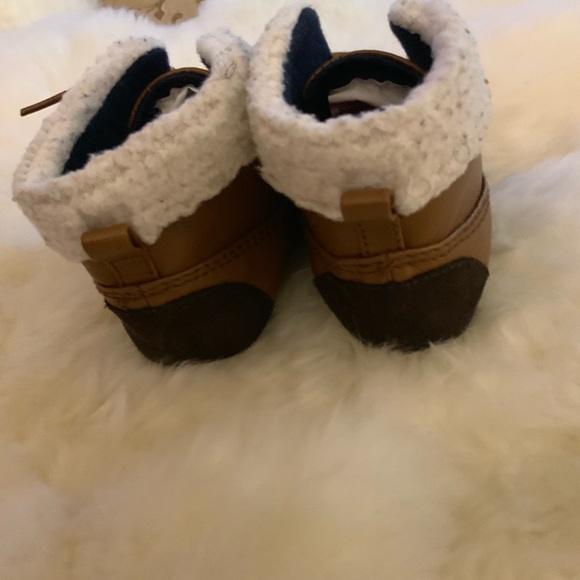 Soft Bottom Infant Boots - Picture 3 of 3